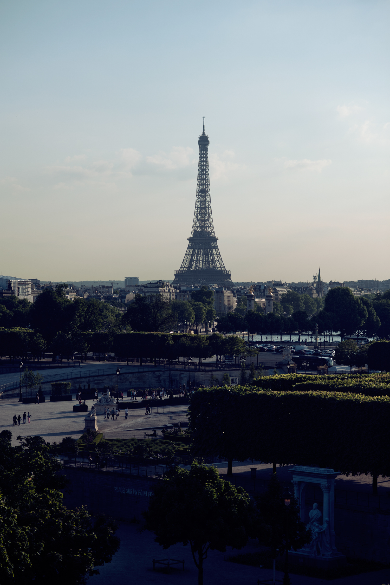Paris-1k