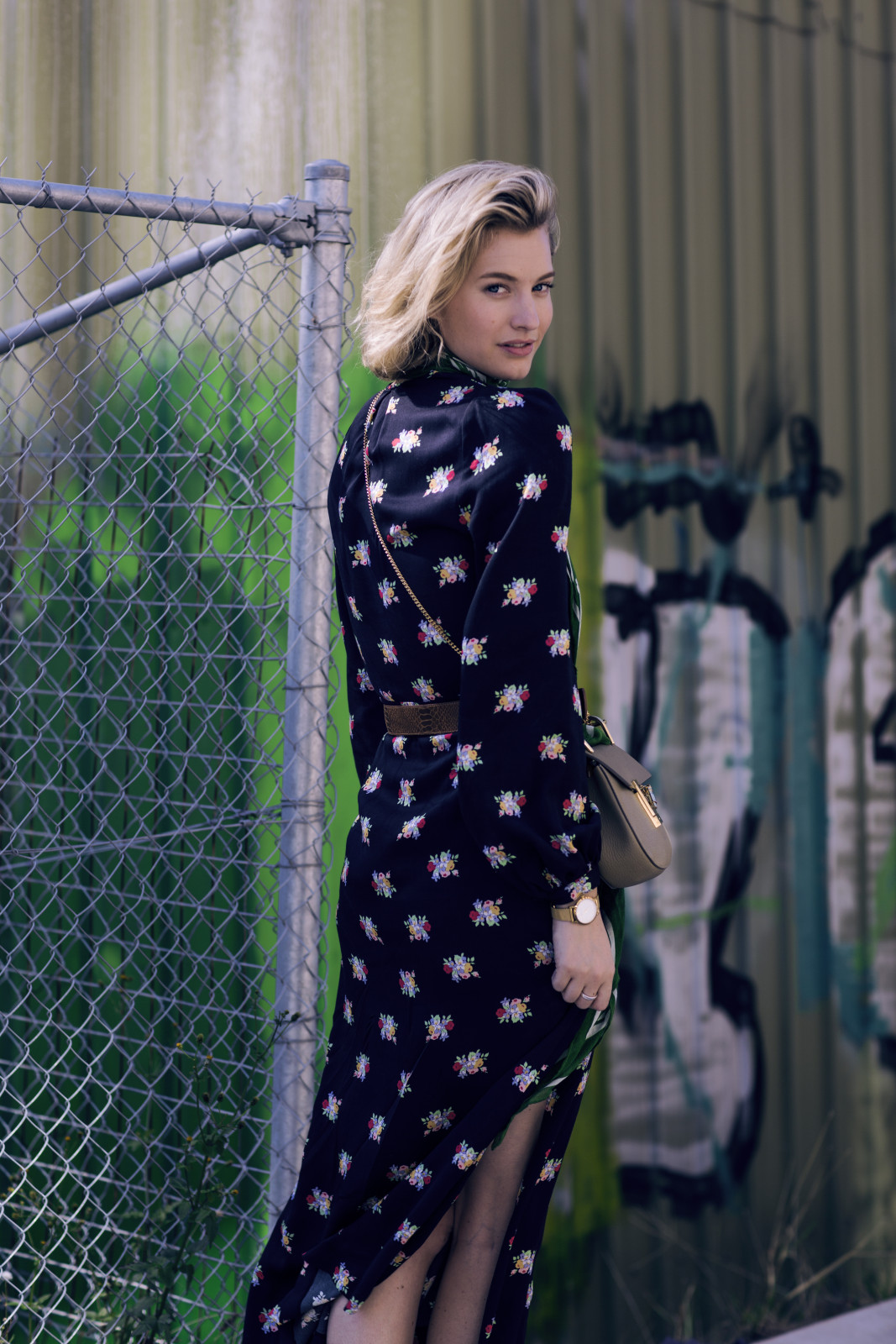 floral-dress-70s-style-hippy-snakeskin