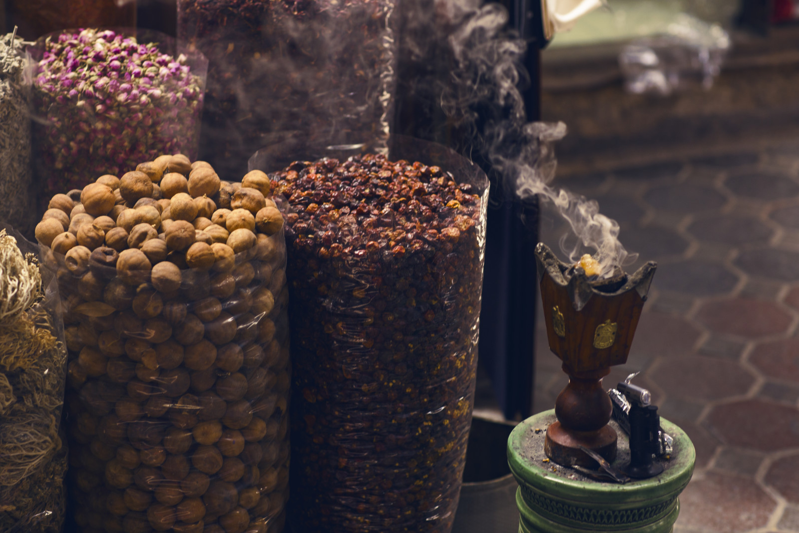 dubai-markets-textile-incense-souk-travel-holiday