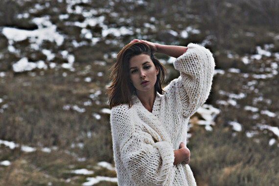 Sara-knit-mr-mittens-cardigan-cream