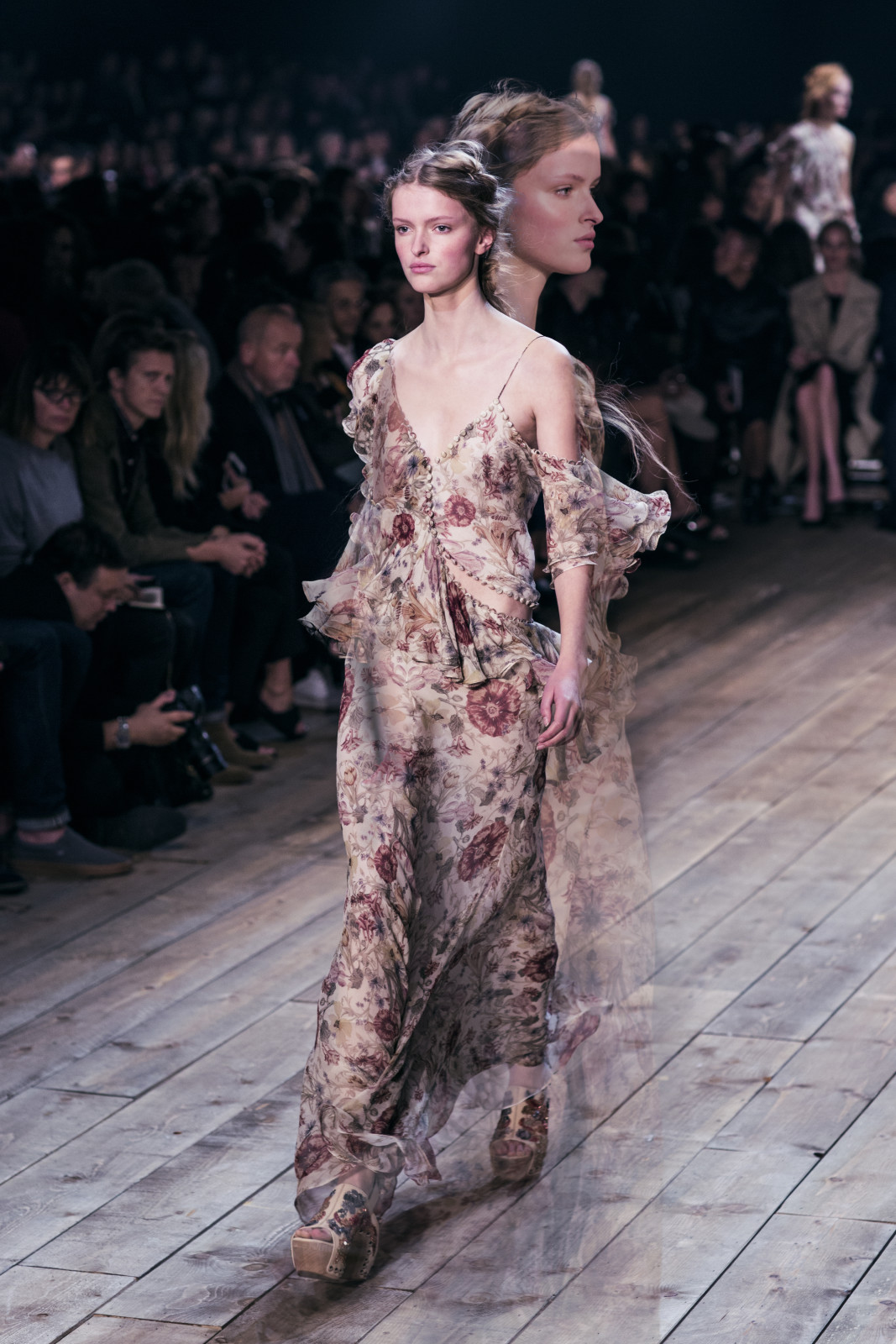Alexander McQueen SS16 5