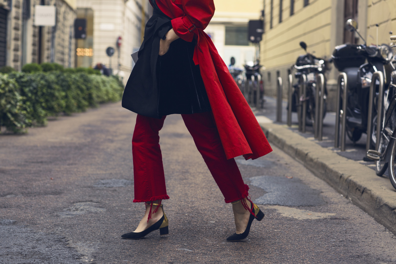 Marques-almeida-emporio-armani-furla-red-trenchcoat-chloe-shoes