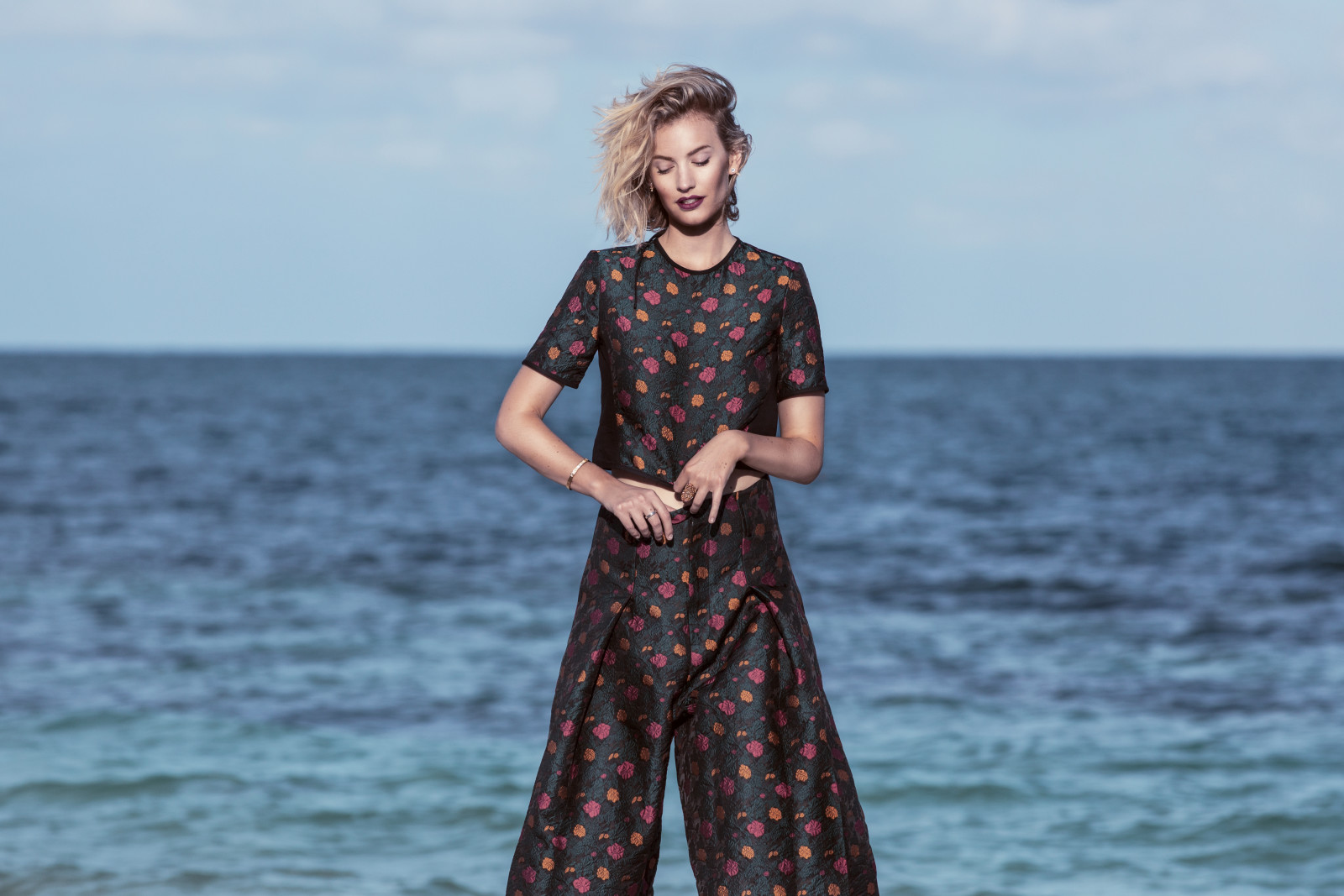 Whole-nine-yards-matching-culottes-lace-shirt